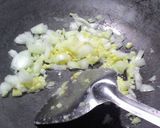 A picture of step 4 of Super Easy Garlic Olive Fusilli for Beginners.