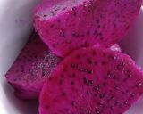 Foto langkah ke 1 dari resep Syrup Buah Naga.