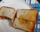 A picture of step 2 of Breakfast sandwiches.