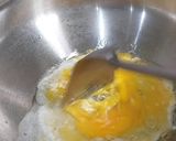 Foto langkah ke 2 dari resep Nasi Goreng Daun Ketumbar (839).