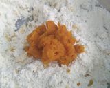Foto langkah ke 1 dari resep Roti Labu Kuning meisis.