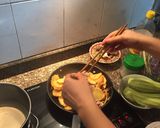 Hình bước làm 2 của món Thịt bò xào khoai tây