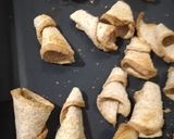 Foto del paso 3 de la receta Conos de pan de molde con relleno de manzana