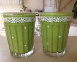 A picture of step 6 of Green Smoothie for Dieters.