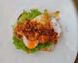 A picture of step 5 of Spicy Garlic Buttered Shrimp And Egg Sandwich.
