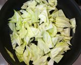 A picture of step 3 of Quick & Easy Spring Cabbage and Sakura Shrimp Pasta.