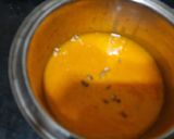 A picture of step 4 of Aamras aur Poori.