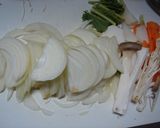 A picture of step 1 of For Valentine's Day Boiled chicken with tomato cream.