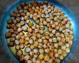 A picture of step 4 of Crispy Chickpea.