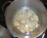 A picture of step 3 of Chicken Mizutaki (Hotpot) With A Pressure Cooker.