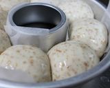 A picture of step 6 of Flower-Shaped Sandwich Rolls.