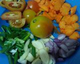 Foto langkah ke 3 dari resep Sup Jamur Tiram Putih.