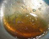 A picture of step 6 of Honey Flavored Daigaku-imo (Deep-Fried & Caramelized Sweet Potatoes).