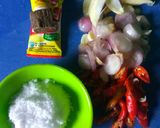 Foto langkah ke 1 dari resep Tumis Kangkung Bunga Pepaya.
