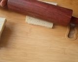 A picture of step 2 of Paneer chicken bread roll.