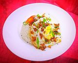 Foto langkah ke 3 dari resep Telur Ceplok Minyak Bawang Pontianak Viral.