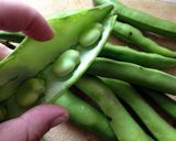 A picture of step 1 of Broad Bean And Parmesan Dip.