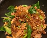 รูปขั้นตอนการทำที่ 6 ของ ผัดซีอิ๊วไก่