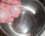 A picture of step 1 of How to De-Sand and De-Salt Manila Clams.
