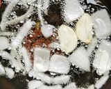 Foto del paso 1 de la receta: Salsa de poblano y aceite