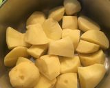 Foto del paso 1 de la receta: Patatas con bacalao