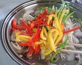 A picture of step 4 of Kudzu Noodles Chapchae.