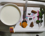 हर्बल दूध (Herbal doodh recipe in Hindi) रेसिपी चरण 1 फोटो