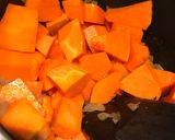 Foto del paso 2 de la receta: Sopa de calabaza 🎃✨