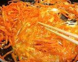 A picture of step 4 of Slightly Sweetened Carrot Shirishiri.