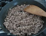 A picture of step 5 of Minced Pork Lettuce Bowls.