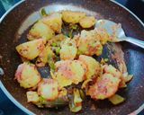 A picture of step 2 of Fried fasting potatoes.