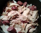 A picture of step 5 of chicken and sausage in duck sauce.