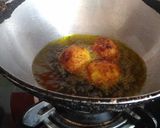 A picture of step 2 of Mughlai malai kofta.