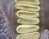Foto del paso 3 de la receta: Calabacines rellenos de marisco y merluza