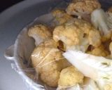 A picture of step 1 of Curry Flavoured Cauliflower Stir-fry [with a Bonus].