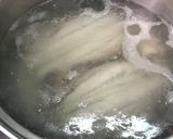 Foto del paso 1 de la receta Caballa en aceite de oliva con copos de chile