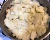 Foto del paso 4 de la receta: Torta de avena y manzana (sin horno)