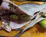 Foto del paso 1 de la receta: Merluza al natural con papas al horno