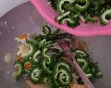 Foto langkah ke 6 dari resep Pare udang telur.