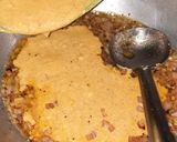 A picture of step 5 of Rajasthani gatte ki sabzi.