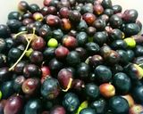 A picture of step 1 of Black Olives.