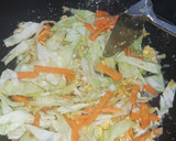 Foto langkah ke 5 dari resep Bihun Goreng.