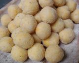 Cheddaros sajtgolyó recept fázis 4 fotója