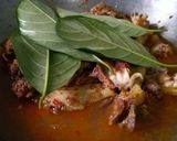 Foto langkah ke 4 dari resep Ungkep ayam kampung pedas.