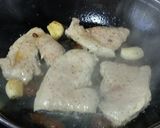 Foto del paso 2 de la receta: Filetes de cerdo en salsa