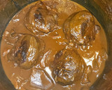 Foto del paso 6 de la receta: Canelón de carrilleras de cerdo al vino tinto con setas de temporada