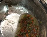 Foto del paso 5 de la receta: Arroz con ajonjolí negro, mollejas al ajillo y cubios gratinados al horno