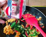 Foto langkah ke 2 dari resep Tongkol Suwir Pedas.