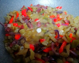 Foto del paso 5 de la receta: Revuelto de pencas de acelgas