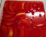 Foto del paso 5 de la receta: Postre de verano de durazno con gelatina